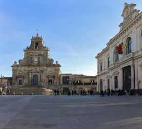 Palazzolo Acreide (Siracusa), Piazza del Popolo