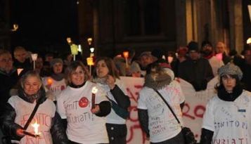 Febbraio 2015: fiaccolata a Parma per l'assistenza educativa agli alunni con disabilitàParma