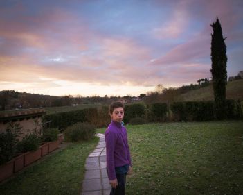 Davide, adolescente con Malattia Rara (foto di Paolo Soligno)