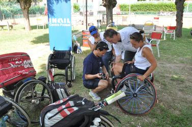 Torneo di Forlì 2015 di tennis in carrozzina: assistenza tecnica del Centro Protesi INAIL