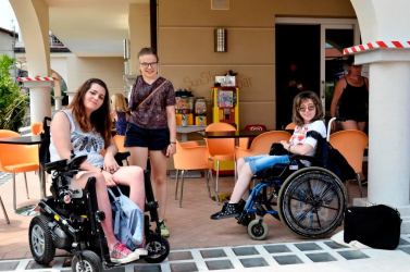 Giovani con disabilità partecipanti a programma televisivo tedesco, luglio 2016