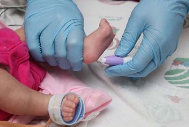 Esecuzione di uno screening neonatale allargato