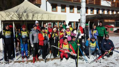 Fondisti alla 34a Settimana Bianca per sciatori non vedenti organizzata dall'ADV (Associazione Disabili Visivi), Falcade (Belluno), gennaio 2017