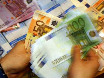Mani che contano euro