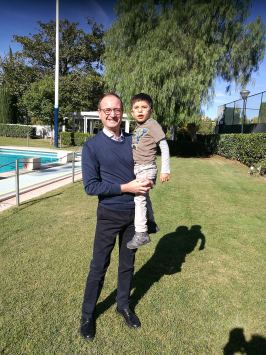 Salvatore Cimmino e Davide, bimbo con la sindrome di Pitt-Hopkins
