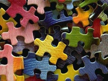 Puzzle con pezzi colorati