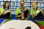 Da sinistra: Carlotta Ragazzini, Davide Scazzieri e Giada Rossi del team Sport è Vita, che hanno trionfato ai Campionati Italiani di Tennis Tavolo Paralimpico a Rimini