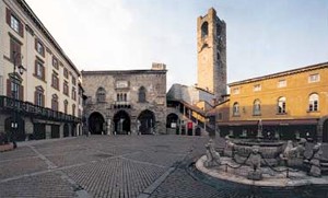 Bergamo Alta, la Piazza Vecchia