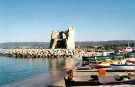 Torre saracena di avvistamento a Briatico, in Calabria