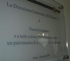 La targa dedicata a Flavio Cocanari nel nuovo reparto del Centro per la Talassemia della Regione Lazio
