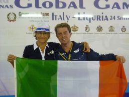 Francesco Donato, medaglia d'argento ai Global Games 2011, con Paola Grizzetti, commissario tecnico del canottaggio