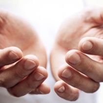 Il fenomeno di Raynaud, che contraddistingue la sclerodermia, è detto anche «fenomeno della mano fredda»