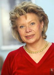 Viviane Reding, vicepresidente della Commissione Europea, ha annunciato per il 2012 una legge europea sull'accessibilità