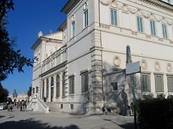Ridotta e difficoltosa l'accessibilità della Galleria Borghese a Roma