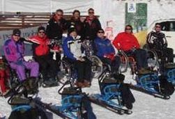 Persone con disabilità dell'Associazione Freewhite Ski Team di Sestriere