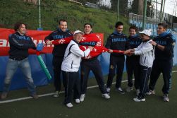 I rugbisti azzurri insieme agli atleti di Special Olympics Italia