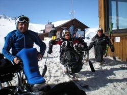 Alcuni componenti del gruppo di Sporting Spirit Ski Team Disabili Lombardia, impegnati nel marzo di quest'anno a Livigno (Sondrio)