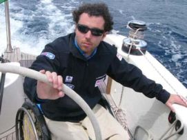 Andrea Stella a bordo del suo catamarano accessibile «TIM Progetto Italia - Lo Spirito di Stella»