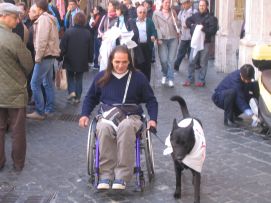 Un'altra immagine di Enrico Tessitore a una manifestazione della FISH a Roma nel 2005 (foto di Rocco Vadalà)