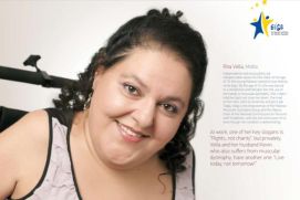 La pagina di ottobre del Calendario 2011 «Women Inspiring Europe», con l'immagine e la storia di Rita Vella, donna maltese con distrofia muscolare