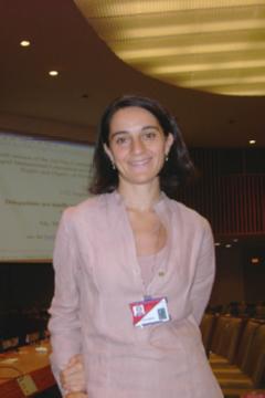 Vittoria Beria, durante uno degli incontri per la stesura della Convenzione