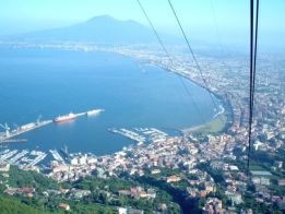 Un'immagine di Castellammare di Stabia, nel Golfo di Napoli