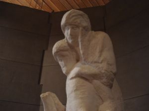Particolare della "Pietà Rondanini" di Michelangelo a Milano
