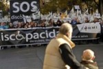 Un'immagine della grande manifestazione di protesta di Madrid