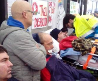 Cagliari, 18 febbraio 2015, presidio di protesta (foto di ABC Sardegna)