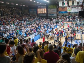 PalaPianella di Cucciago (Como): finale Campionato 2015 di basket in carrozzina