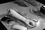 La prima protesi mioelettrica realizzata nel 1965 all'Officina Ortopedica INAIL di Vigorso di Budrio (Bologna), sotto la guida di Johannes Schmidl