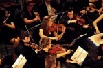 Un'immagine dell'Orchestra Sinfonica Esagramma, durante un concerto