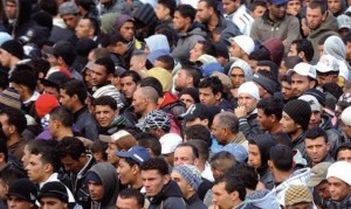 Folla di migranti
