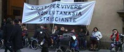 Manifestazione di protesta delle Associazioni toscane di persone con disabilità