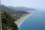 Il litorale di Campora San Giovanni (Cosenza), dove dal 19 al 26 giugno vi sarà il campo studio e vacanze del Coordinamento Regionale Alogon