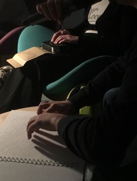 Reading al buio organizzato dalla Fondazione LIA