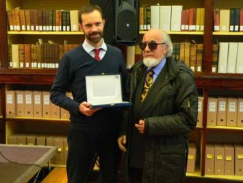 UICI Reggio Emilia, dicembre 2015: Matteo Sassi premia Giancarlo Guerri