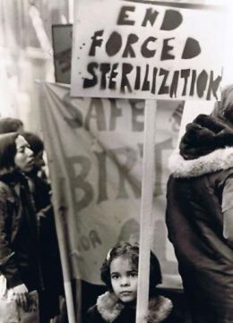 Manifestazione negli Stati Uniti contro la sterilizzazione forzata