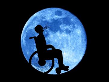 Ombra di uomo in carrozzina che "abbaia alla luna" (immagine realizzata da Gianni Minasso)