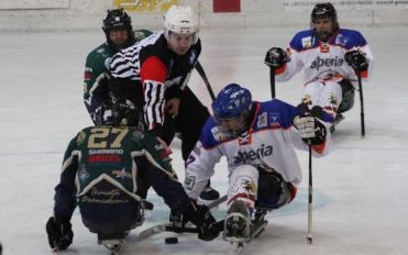 Para-ice hockey tra Varese e Sud Tirolo (foto di Raissa Fontana)