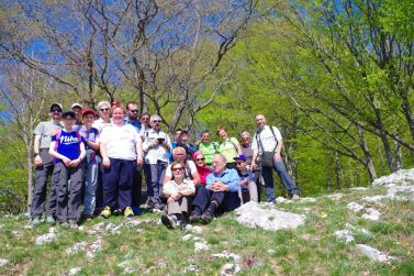Gruppo di persone dell'ANFFAS Alto Friuli, durante un'escursione organizzata dall'Associazione