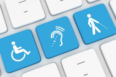 Accessibilità digitale (tastiera con simboli di disabilità)