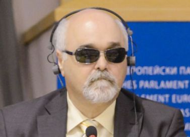 Yannis Vardakastanis