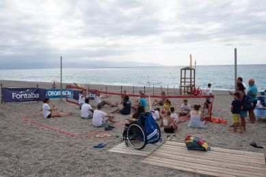 "£Parolimparty": beach sitting volley