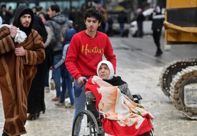 Aleppo, Siria, terremoto 6 febbraio 2023, donna con disabilità
