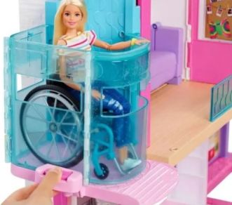 Ascensore di Barbie in carrozzina