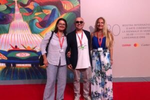 Da destra: Stefania Leone e Pietro Turco, con Luisa Mostile, che li ha accompagnati per tutto il weekend trascorso alla Mostra del Cinema di Venezia