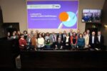 Foto di gruppo per l'inaugurazione dei primi quattro posti letto del Centro Clinico NEMO di Bologna