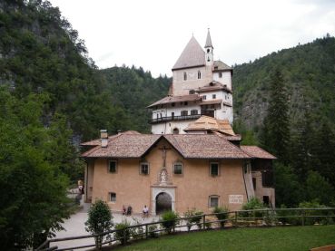 Santuario di San Romedio in Trentino