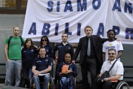 Alcuni dei partecipanti alla protesta del 1° giugno davanti a Palazzo Chigi a Roma